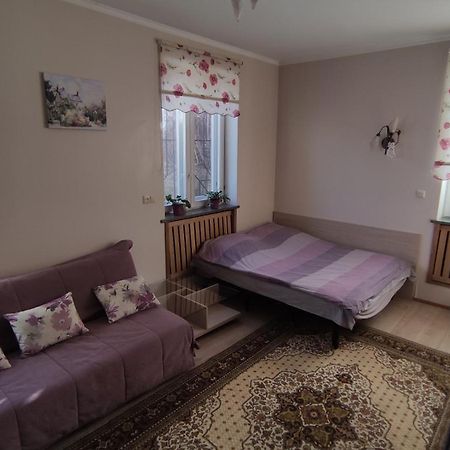 Guest House Dacha เคียฟ ภายนอก รูปภาพ